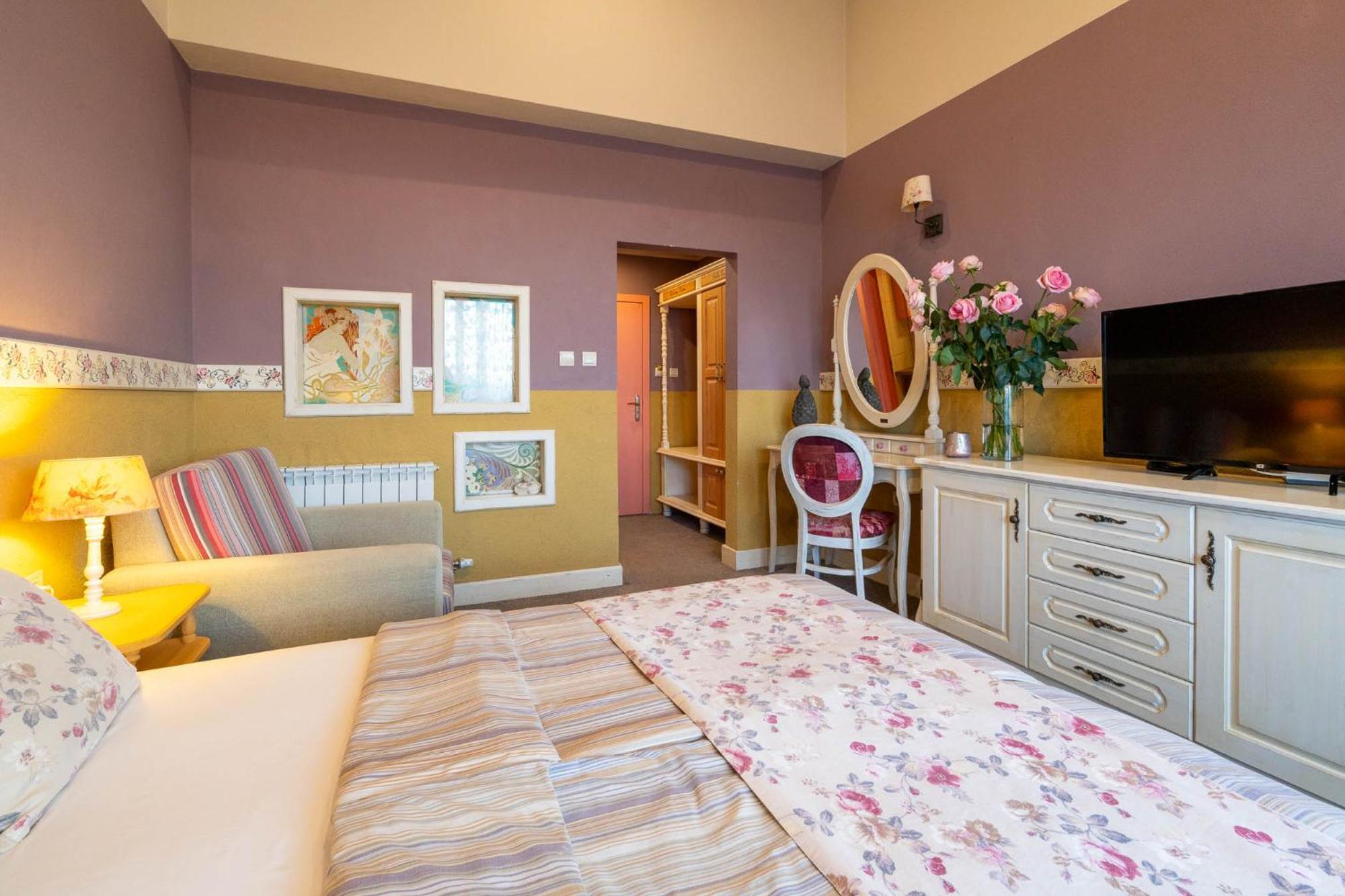 Hotel Casa Art Орешак Экстерьер фото